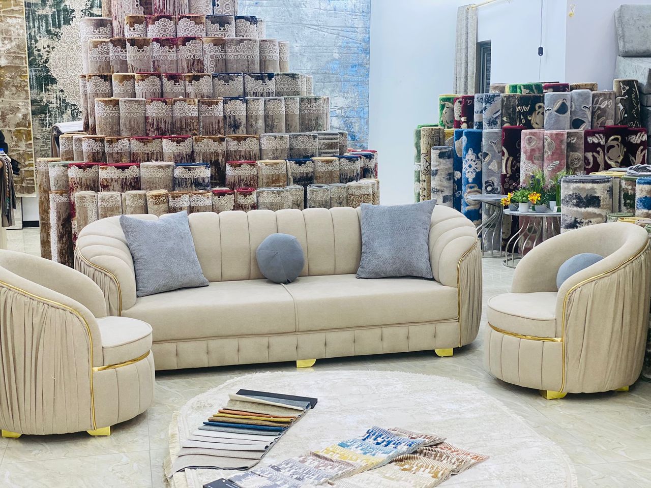 منتجات الخيوط الذهبية